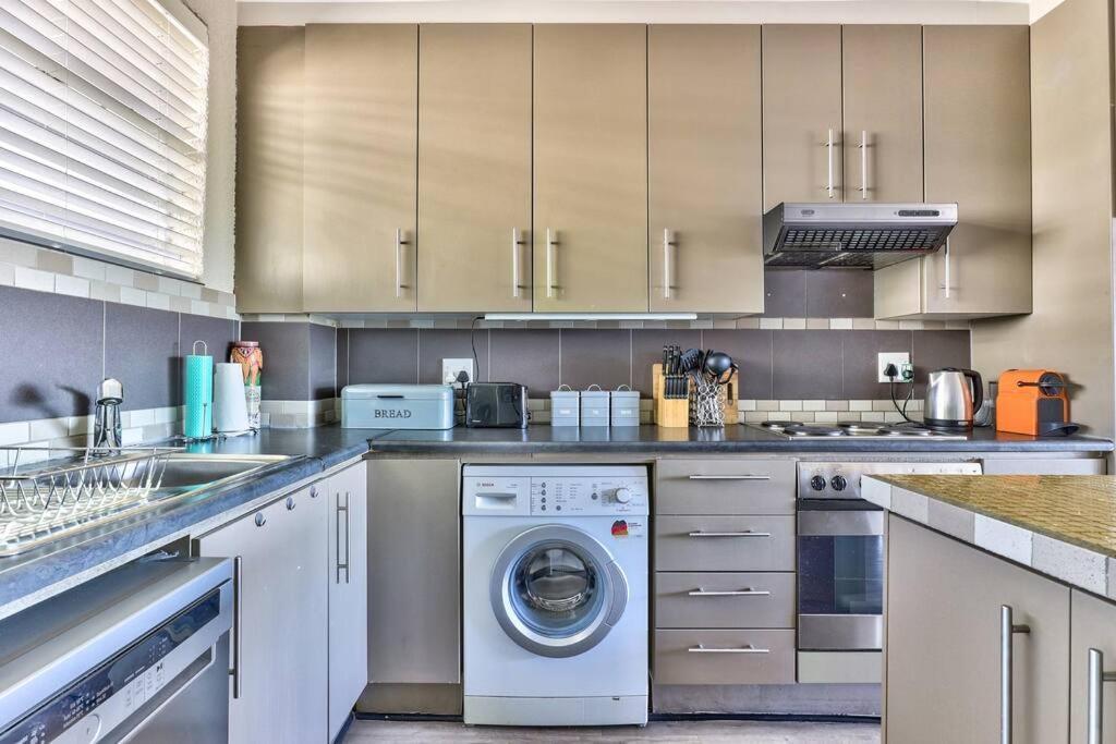Devonshire In Point Apartment