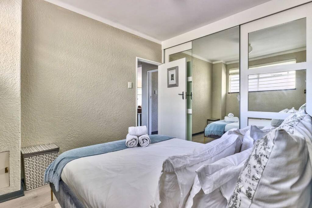 Apartment Devonshire In Point