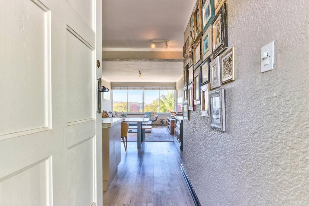 Devonshire In Point Apartment *